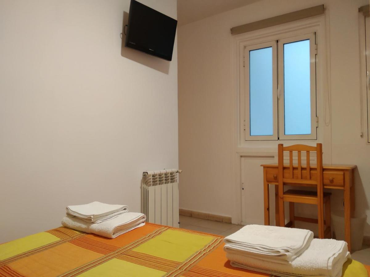 Pension Dominguez Madrid Dış mekan fotoğraf