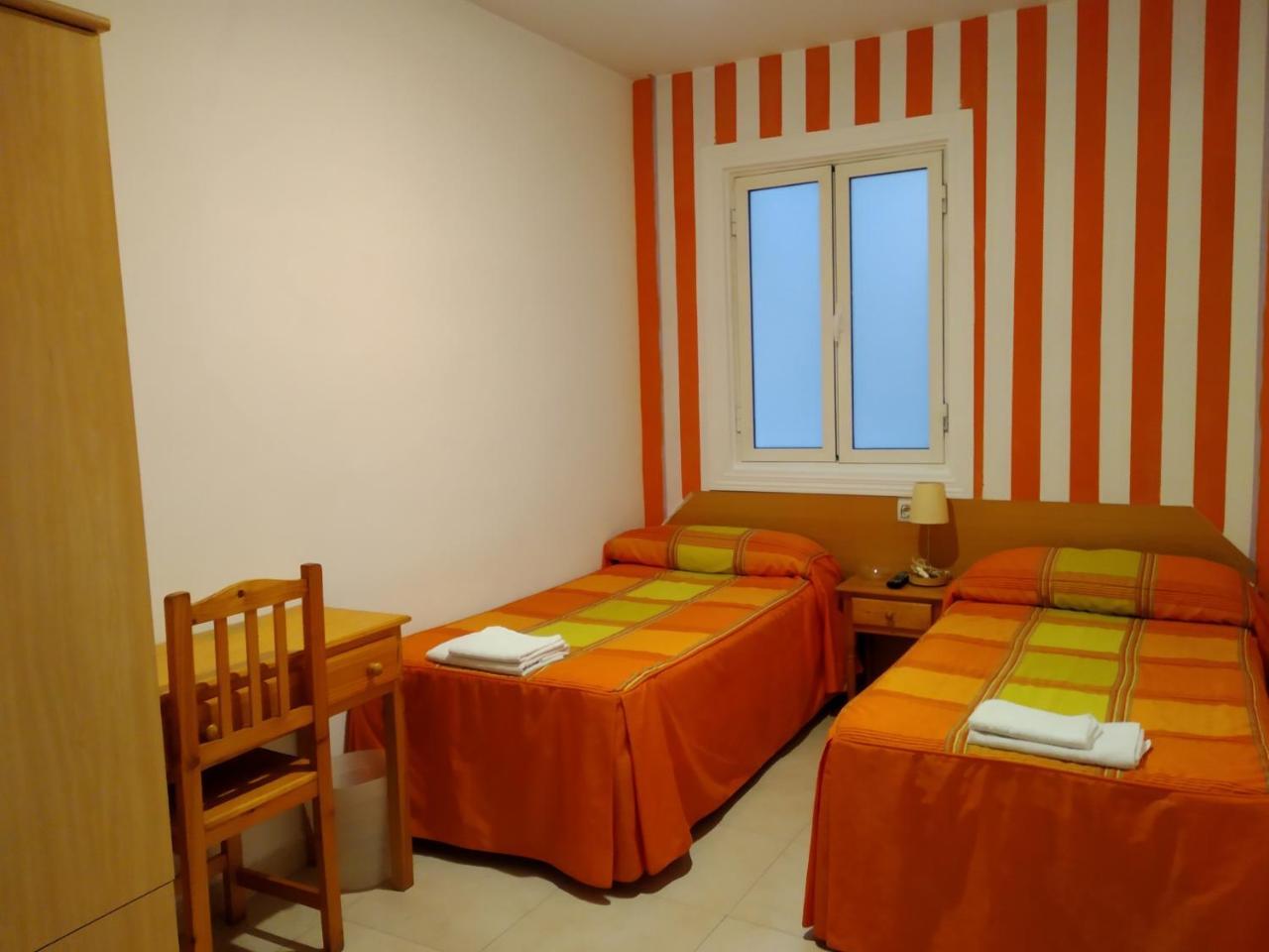 Pension Dominguez Madrid Dış mekan fotoğraf